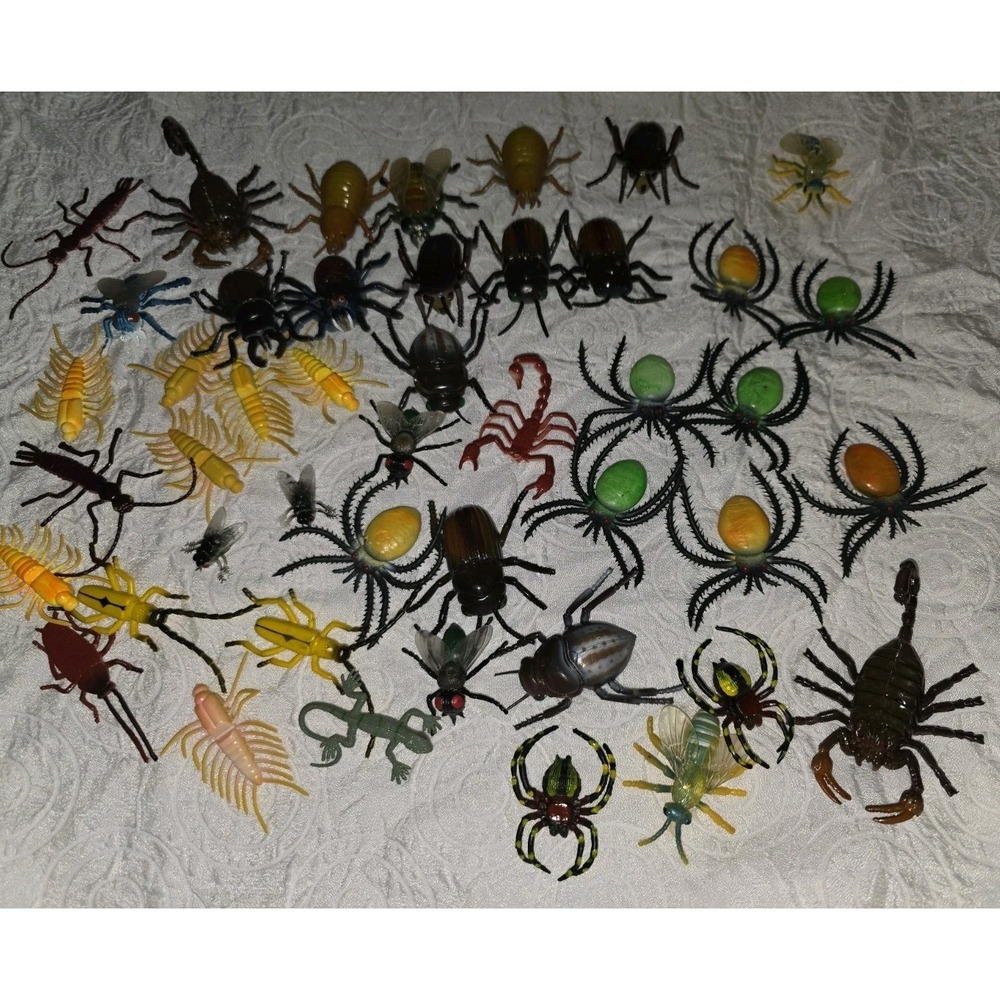 Lot of 45 1-4" Small Plastic rubber Animals insects Spiders scorpions flies